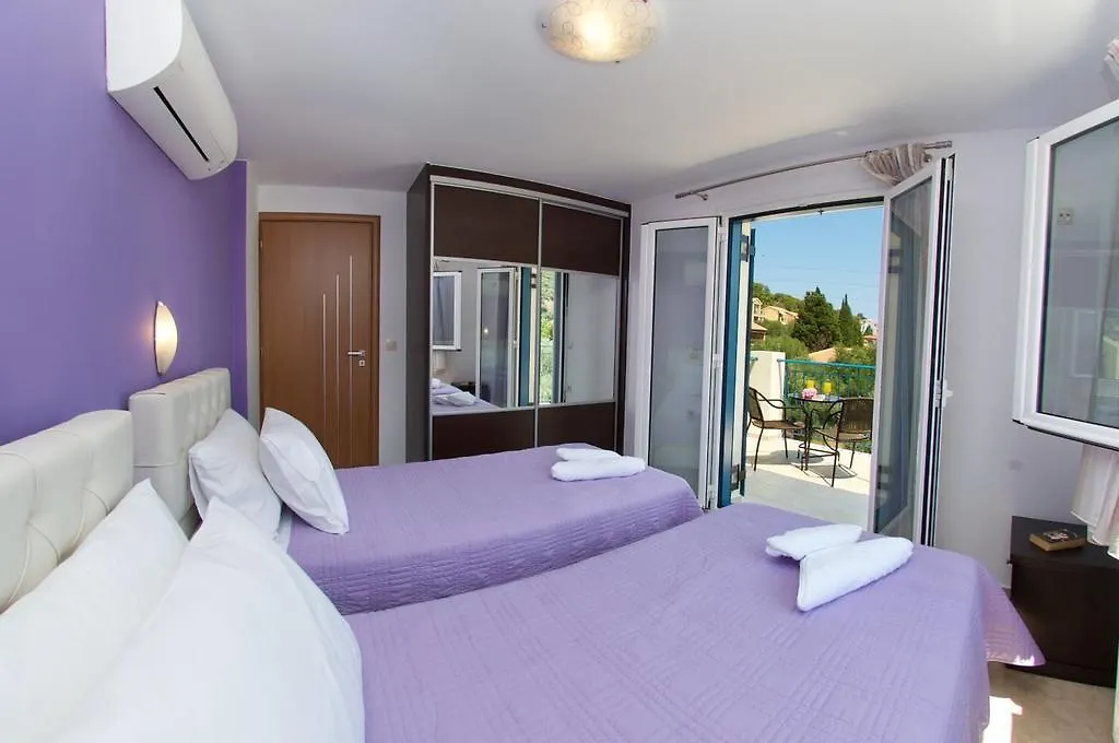Regina Ioanna Villas Ajía Effimía Görögország